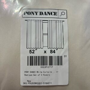 PONY DANCE White Curtains Set